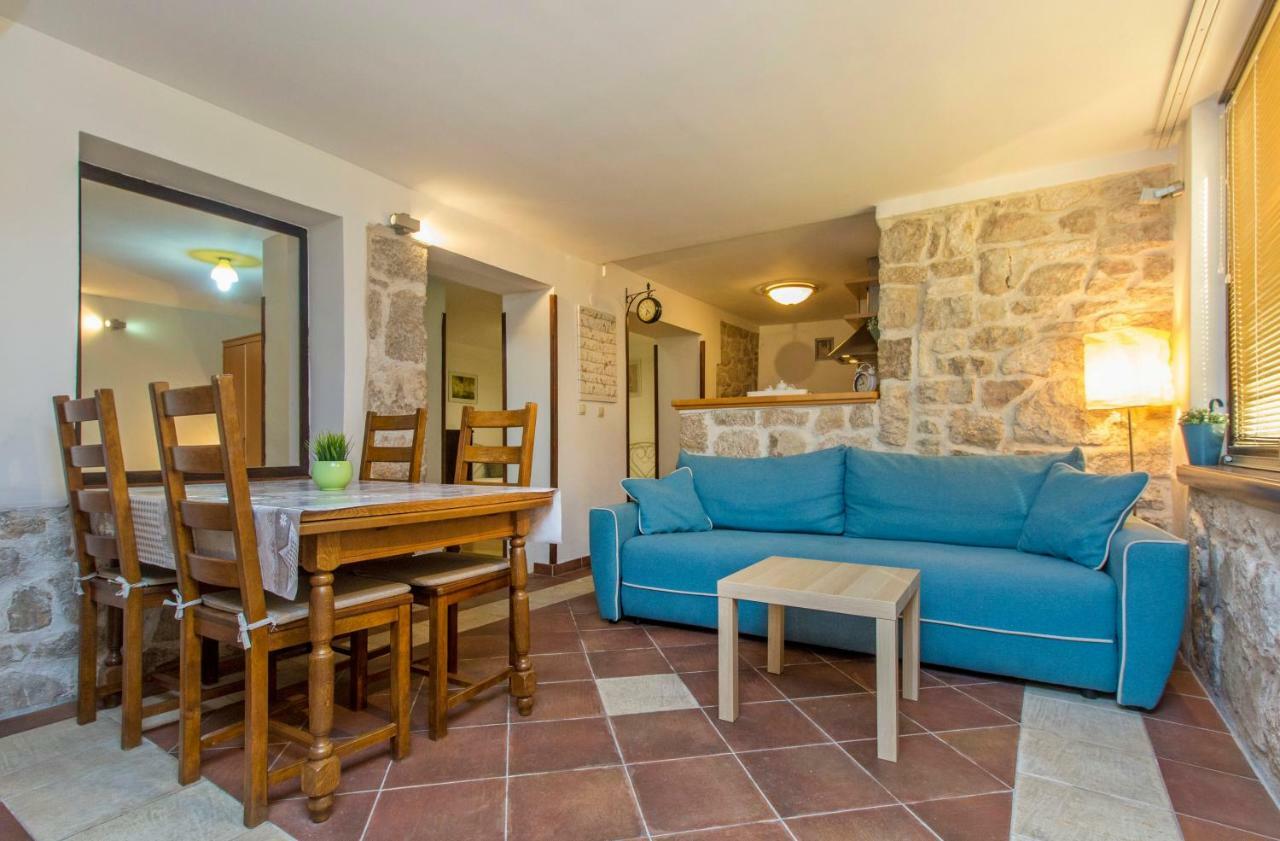 שיבניק Apartment Ivan City Center מראה חיצוני תמונה