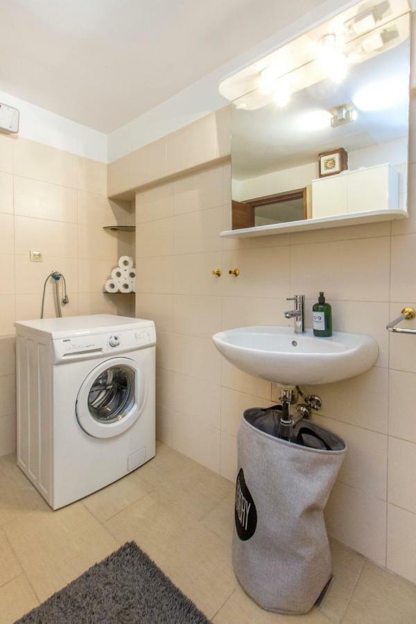 שיבניק Apartment Ivan City Center מראה חיצוני תמונה