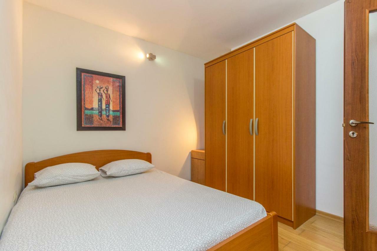 שיבניק Apartment Ivan City Center מראה חיצוני תמונה