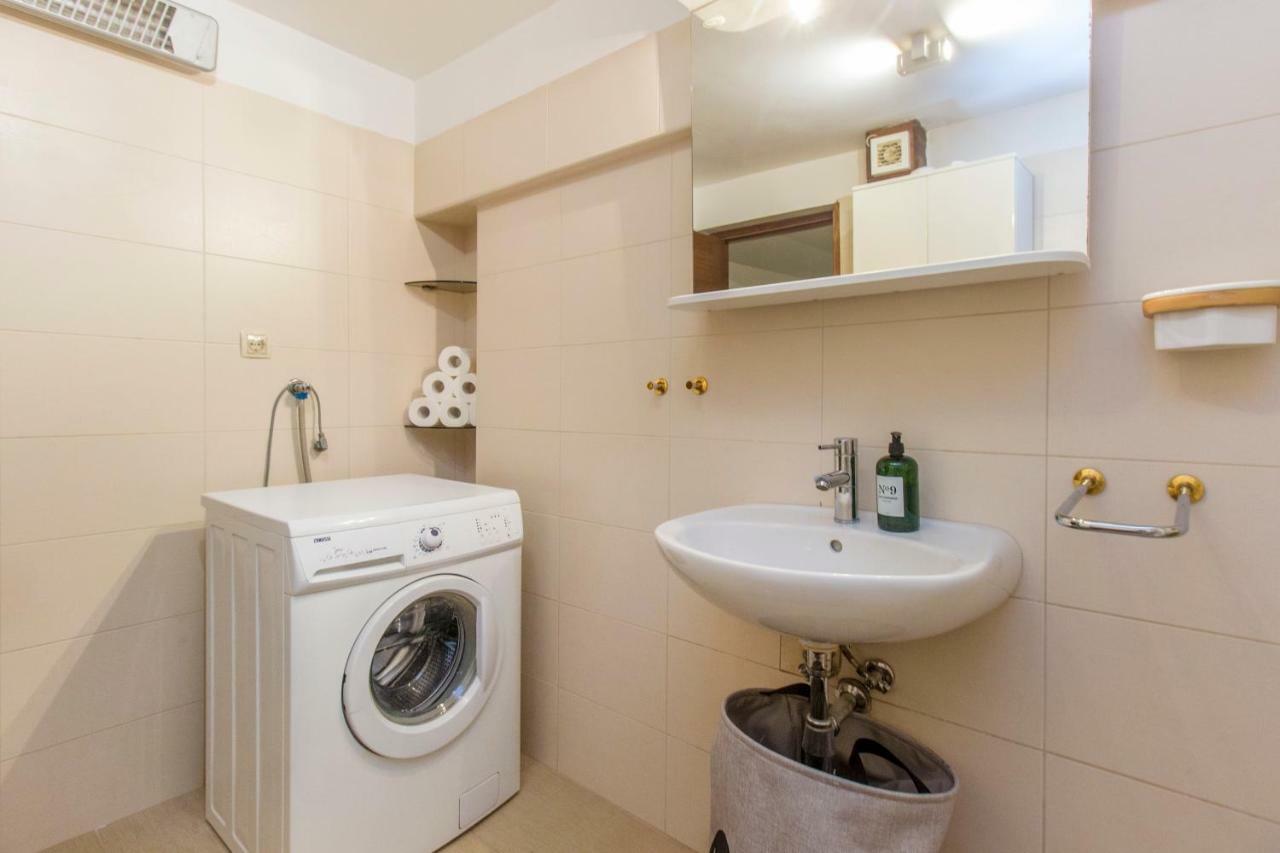 שיבניק Apartment Ivan City Center מראה חיצוני תמונה